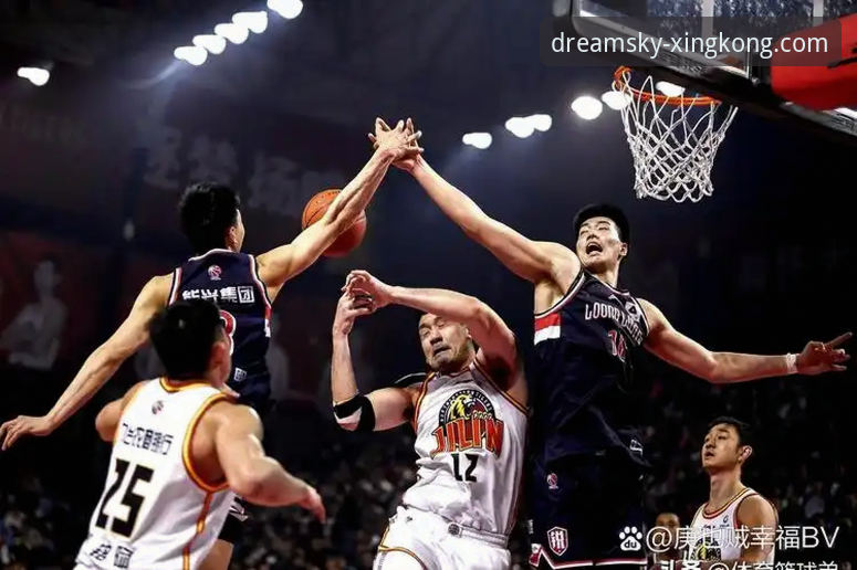 星空APP精彩内容使用指南 揭秘上海男篮12连胜背后的战术密码与数据真相